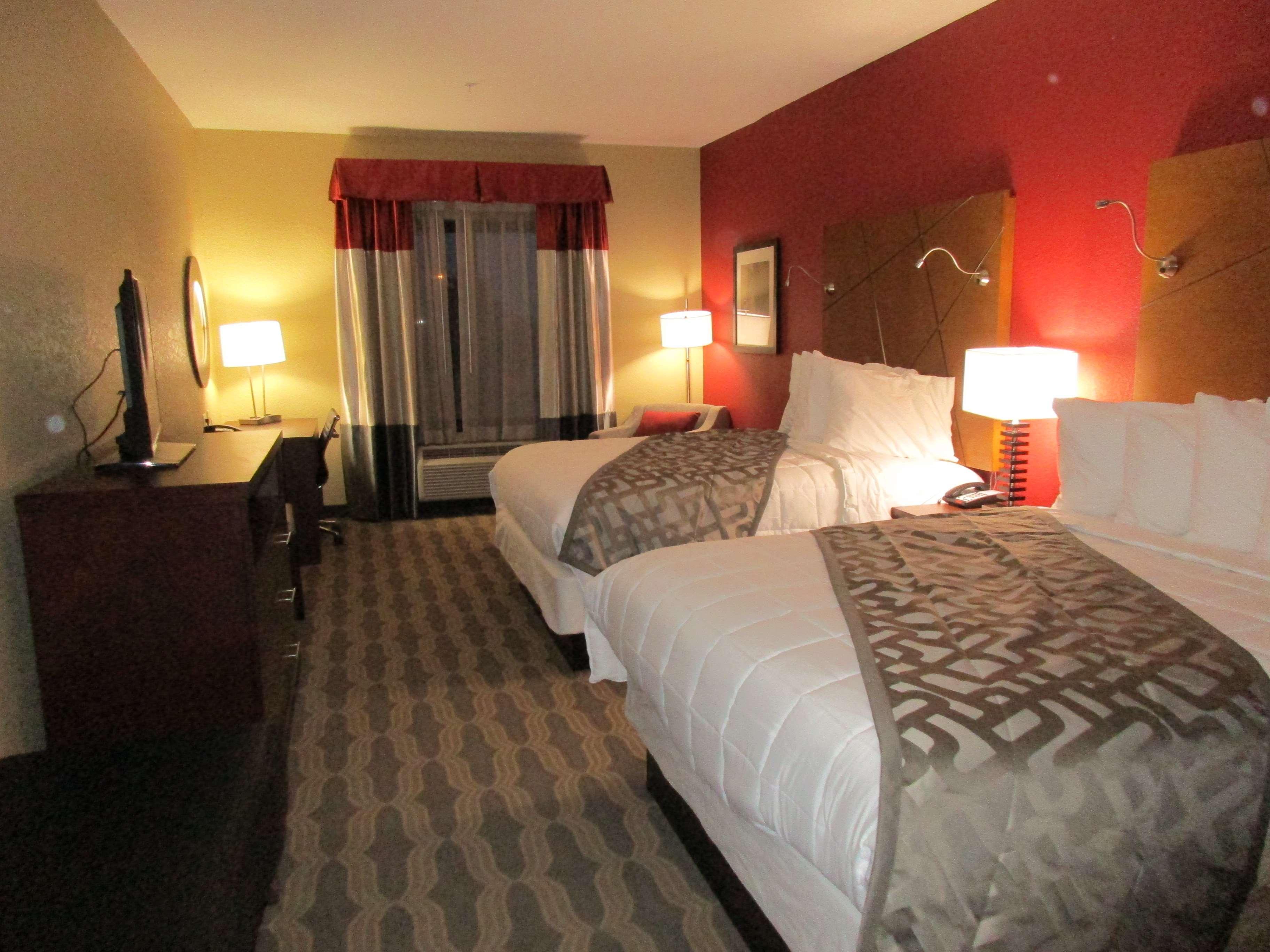 Best Western Plus Fairview Inn & Suites Exterior photo